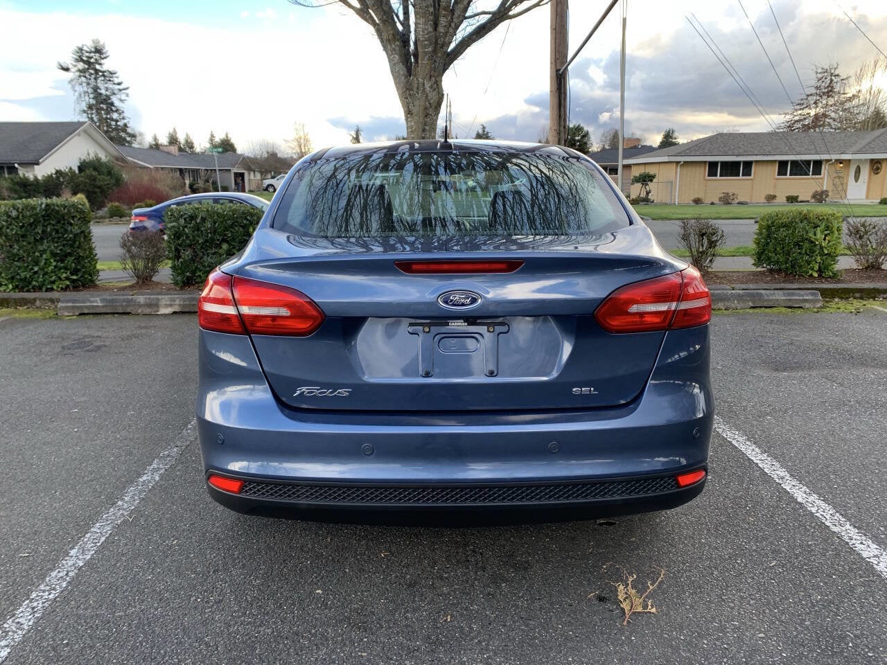 2018 Ford Focus SEL 4dr Sedan