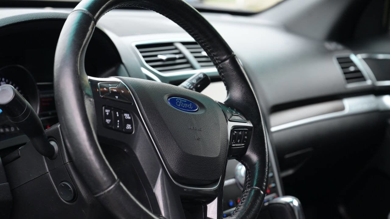 2016 Ford Explorer Limited AWD 4dr SUV