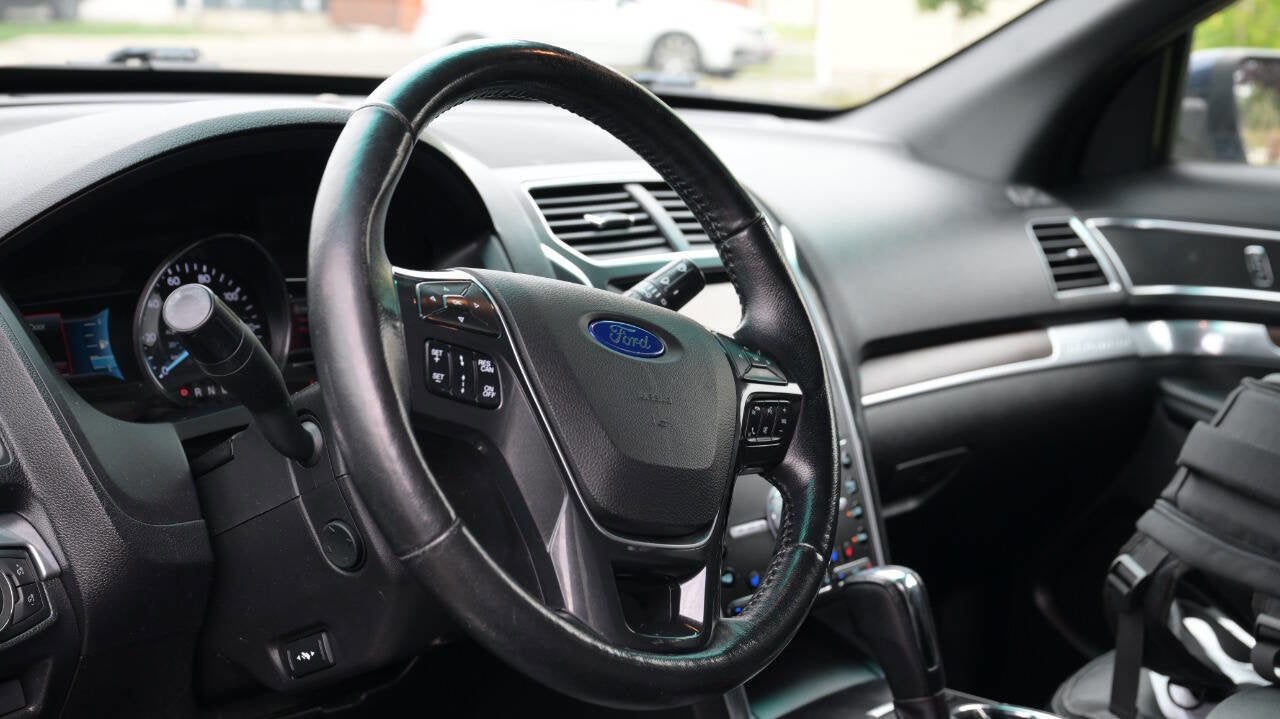 2016 Ford Explorer Limited AWD 4dr SUV