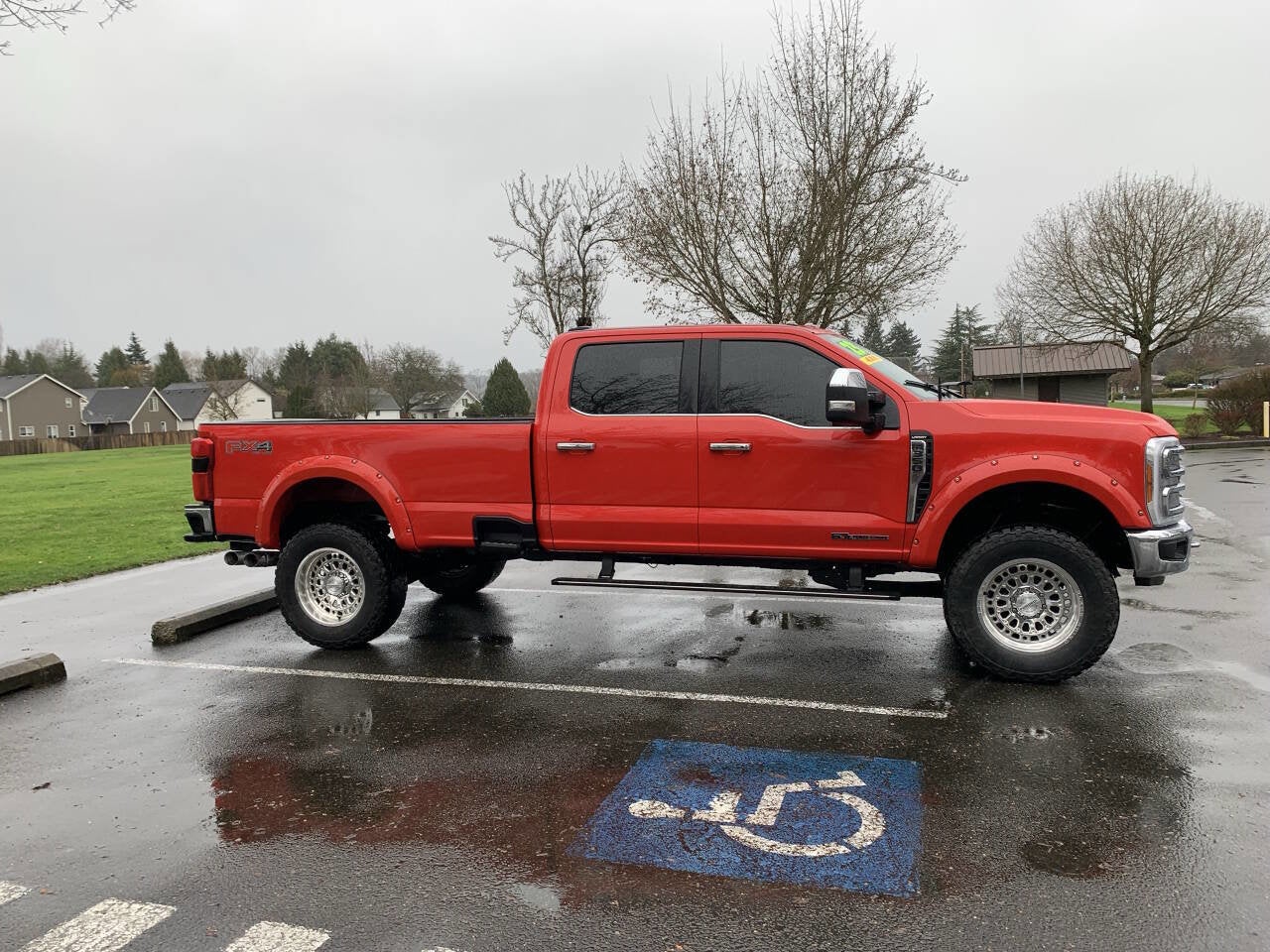 2023 Ford F-350 Super Duty LARIAT PICKUP 4D 8 FT