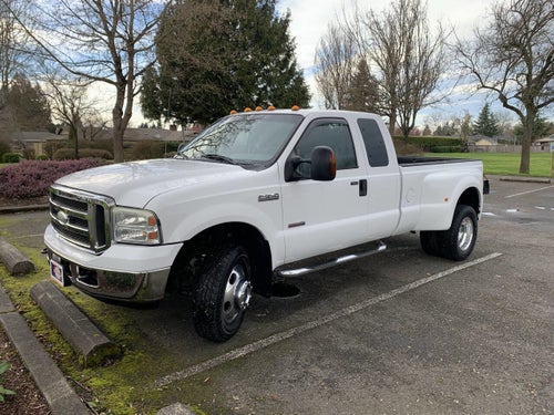 2005 Ford F-350 Super Duty XLT PICKUP 4D 8 FT