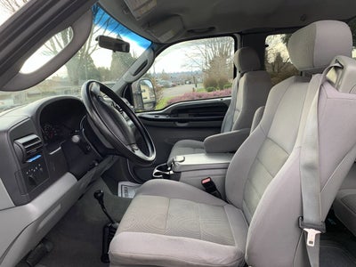 2005 Ford F-350 Super Duty XLT PICKUP 4D 8 FT