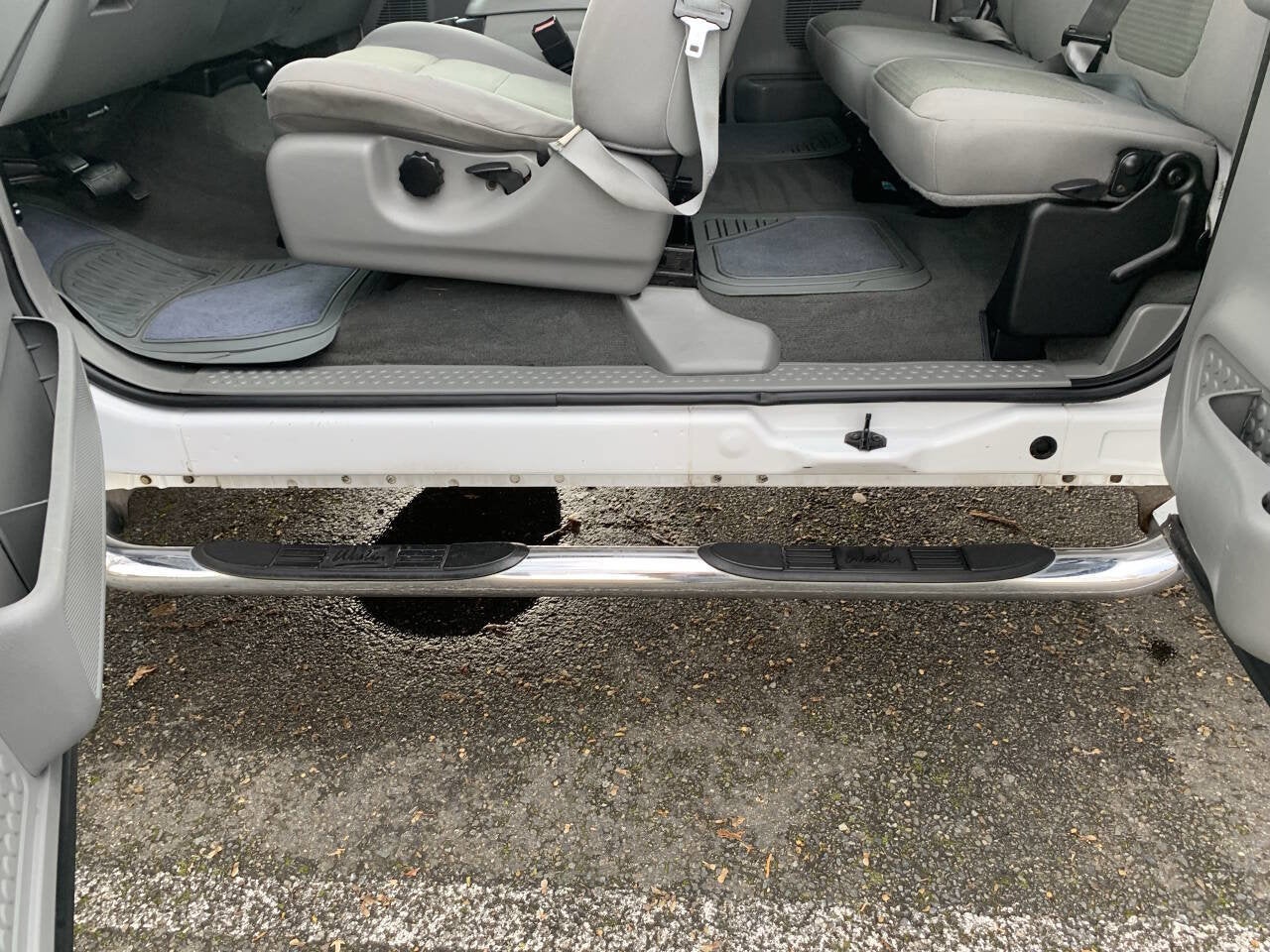 2005 Ford F-350 Super Duty XLT PICKUP 4D 8 FT