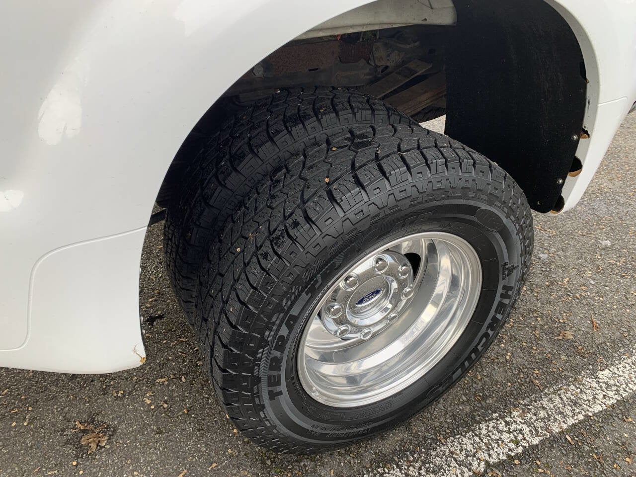 2005 Ford F-350 Super Duty XLT PICKUP 4D 8 FT