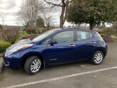 2017 Nissan LEAF S 4dr Hatchback