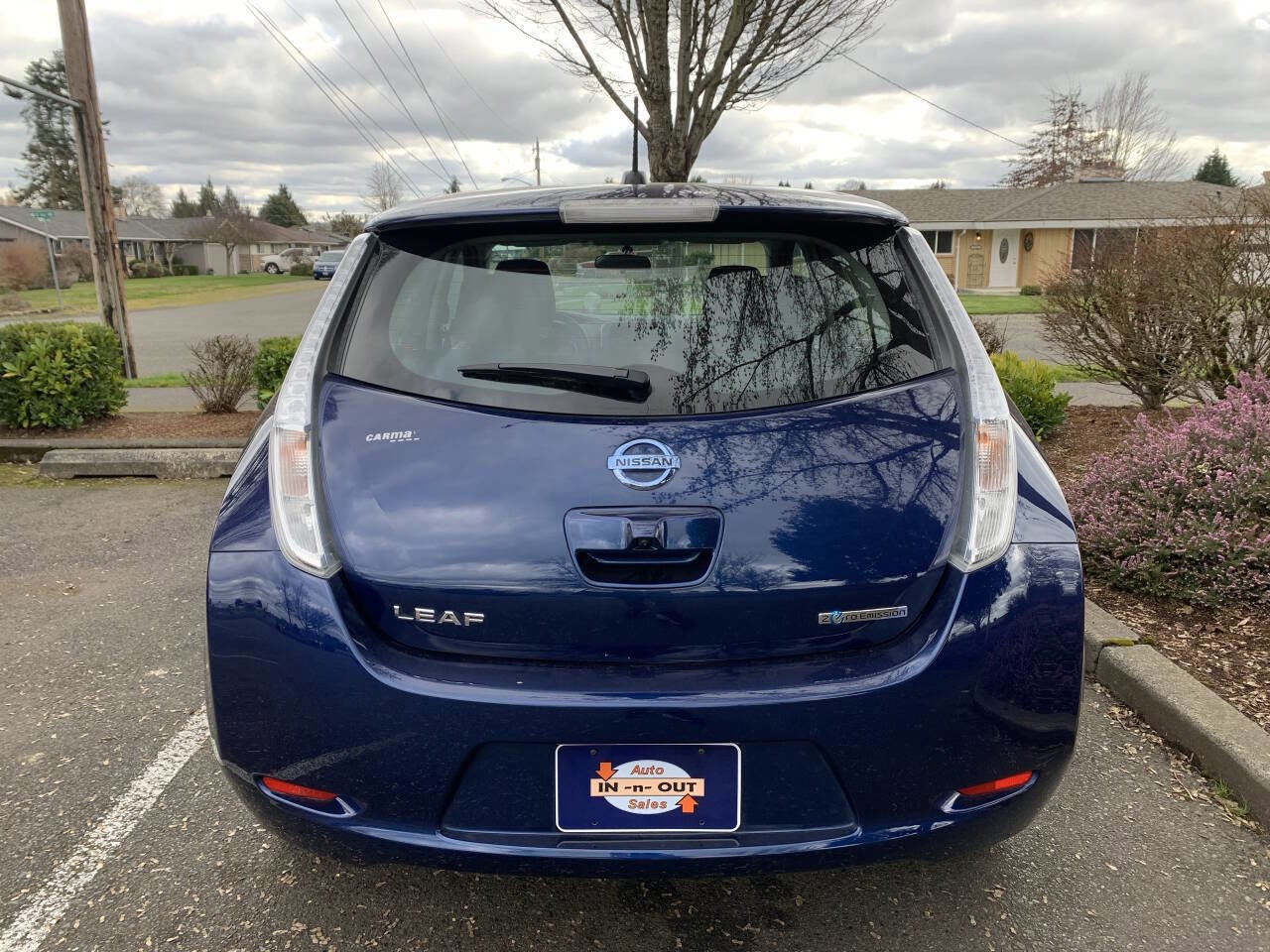 2017 Nissan LEAF S 4dr Hatchback