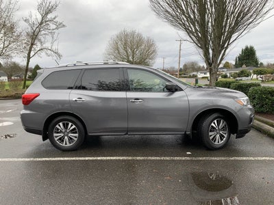 2017 Nissan Pathfinder SL SPORT UTILITY 4D