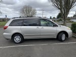 2005 Toyota Sienna LE 7 Passenger 4dr Mini Van