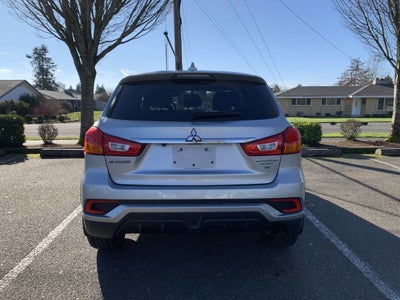 2018 Mitsubishi Outlander Sport 2.4 SE AWD 4dr Crossover