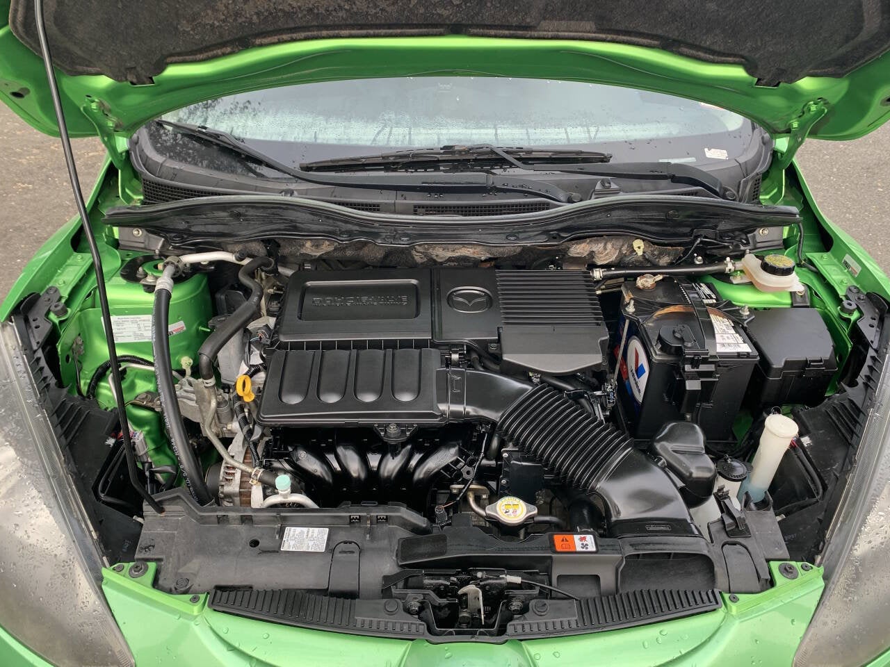 2012 Mazda MAZDA2 Sport 4dr Hatchback 5M