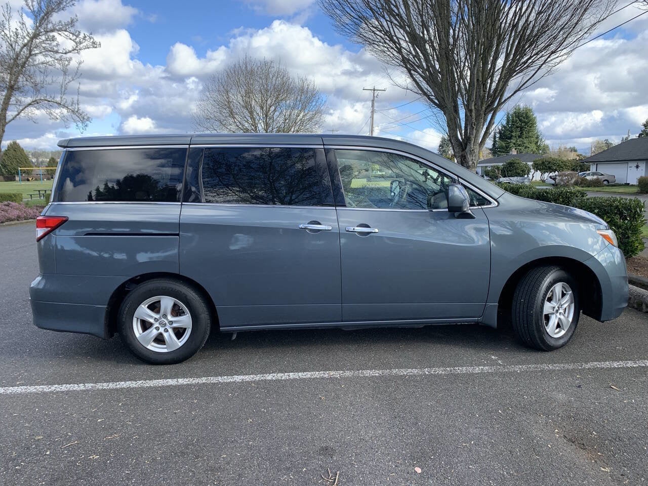 2011 Nissan Quest 3.5 SV 4dr Mini Van