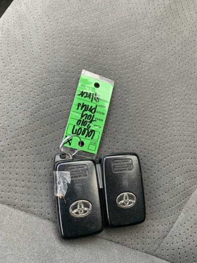 2010 Toyota Prius II 4dr Hatchback