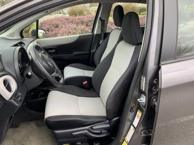 2014 Toyota Yaris 5 Door LE 4dr Hatchback