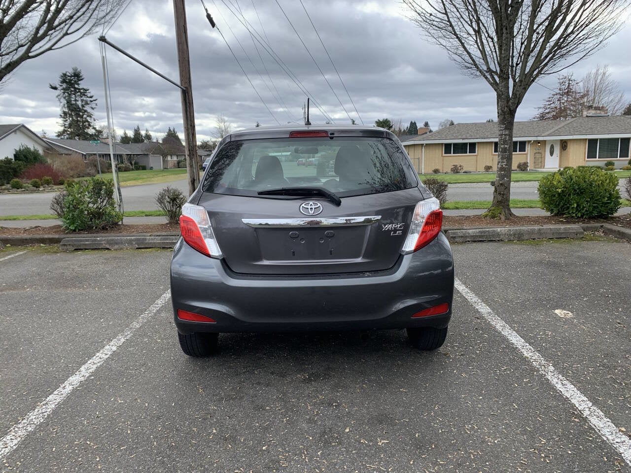 2014 Toyota Yaris 5 Door LE 4dr Hatchback