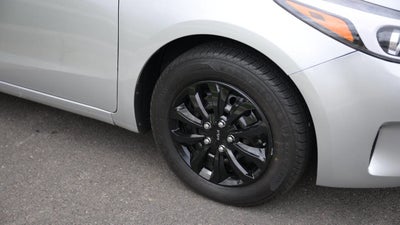 2017 Kia Forte5 LX 4dr Hatchback