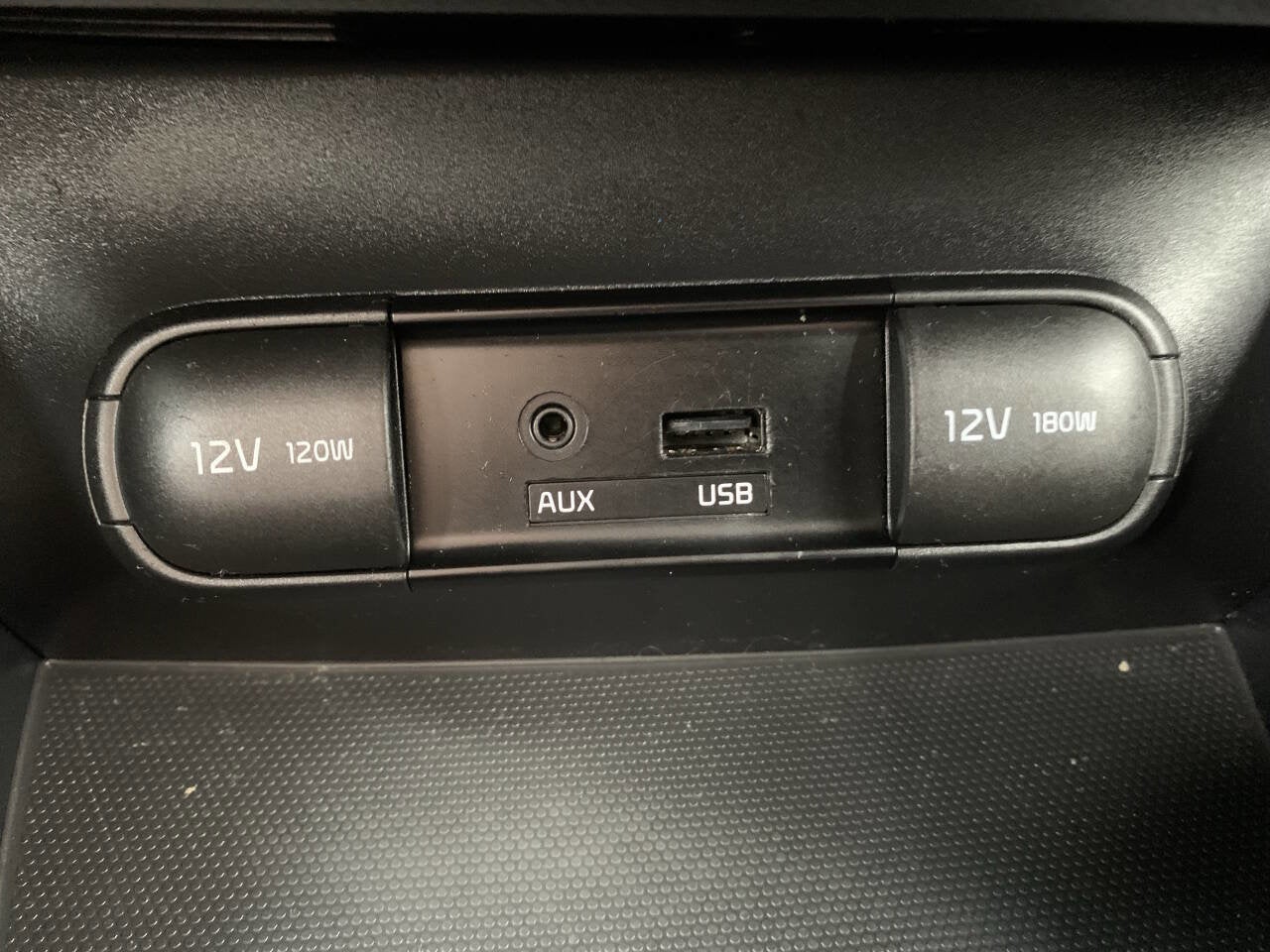 2014 Kia Soul Base 4dr Crossover 6A