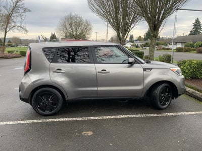 2014 Kia Soul Base 4dr Crossover 6A
