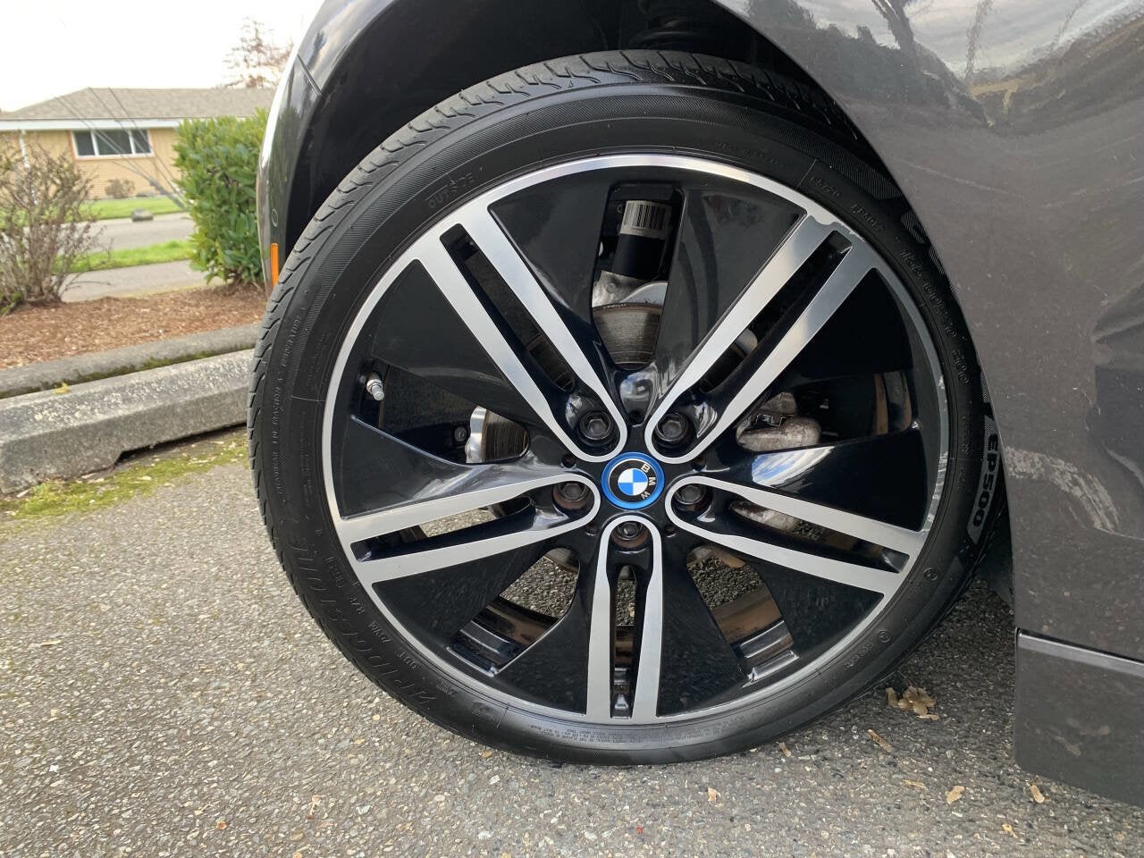 2015 BMW i3 Base 4dr Hatchback w/ Range Extender